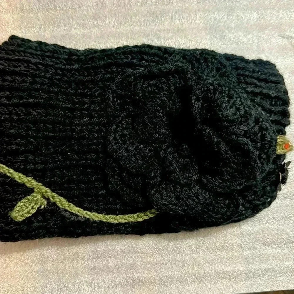 KNITTED HEAD BAND & NECK WARMER
-HAND MADE 
ADJUSTABLE SIZE
